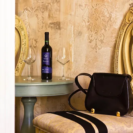 Plaza Marchi Old Town - Mag Quaint & Elegant Boutique Hotel Split