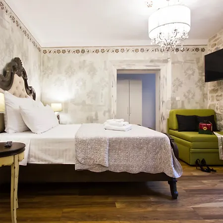 Plaza Marchi Old Town - Mag Quaint & Elegant Boutique Hotel 4*