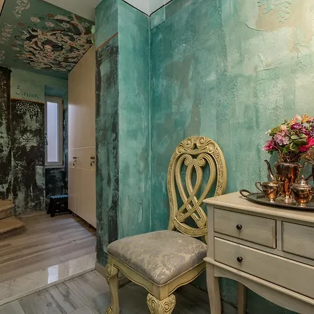 Plaza Marchi Old Town - Mag Quaint & Elegant Boutique 4* スプリト