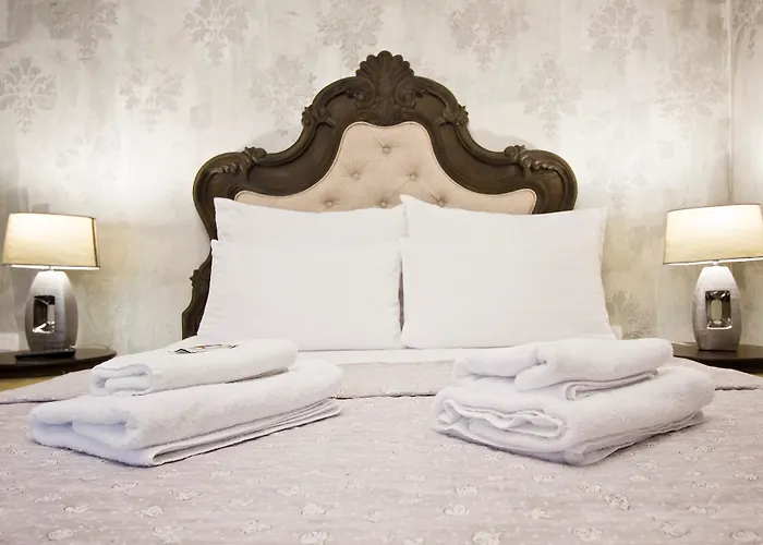 酒店 Plaza Marchi Old Town - Mag Quaint & Elegant Boutique 4*