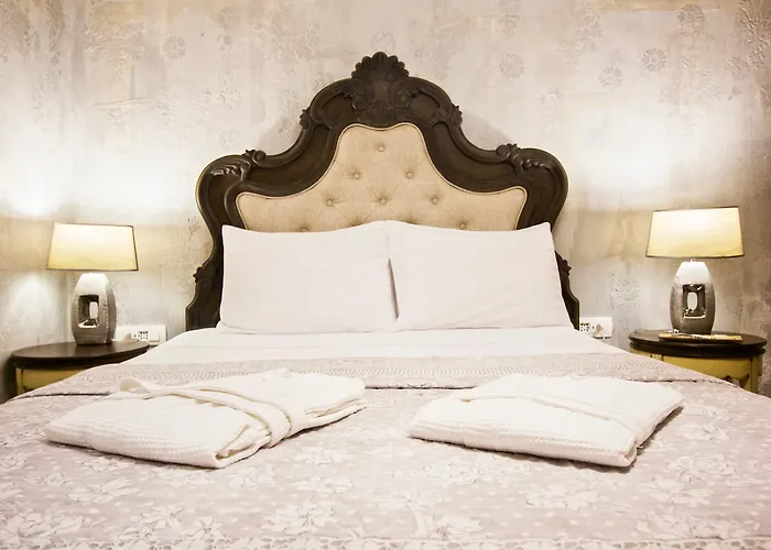Plaza Marchi Old Town - Mag Quaint & Elegant Boutique 4*