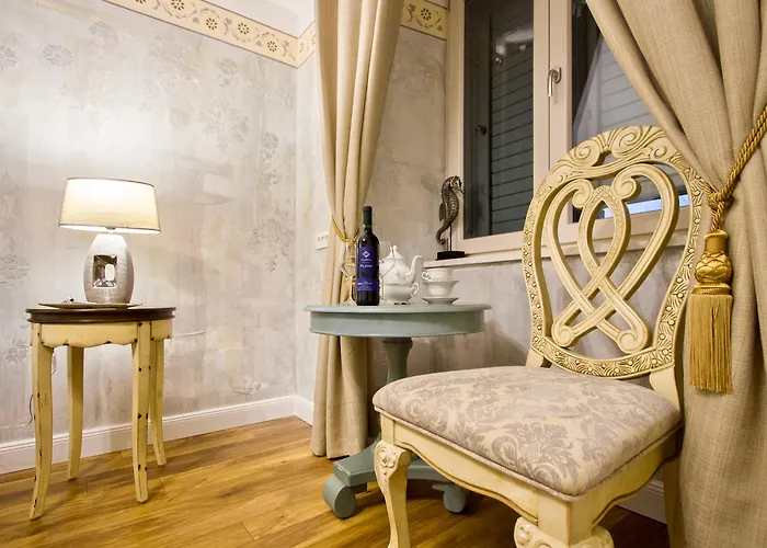 酒店 Plaza Marchi Old Town - Mag Quaint & Elegant Boutique 4*
