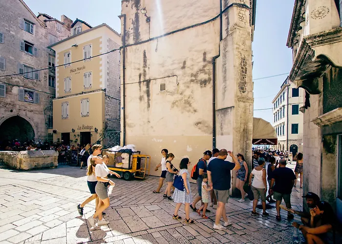 Plaza Marchi Old Town - Mag Quaint & Elegant Boutique 4* 斯普利特