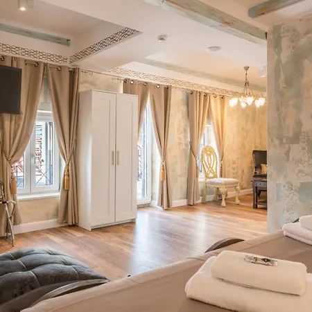 Plaza Marchi Old Town - Mag Quaint & Elegant Boutique 4* ספליט