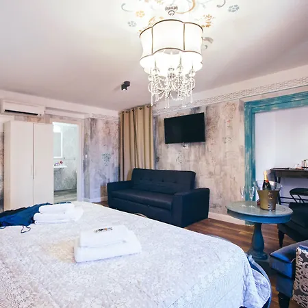 فندق Plaza Marchi Old Town - Mag Quaint & Elegant Boutique 4*