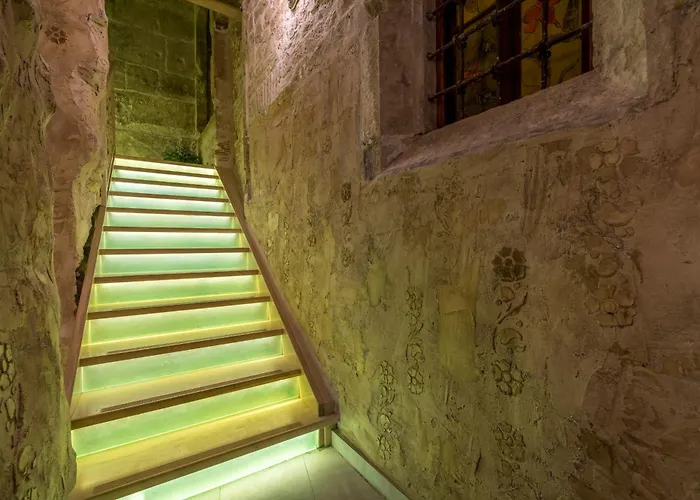 Hotel Plaza Marchi Old Town - Mag Quaint & Elegant Boutique