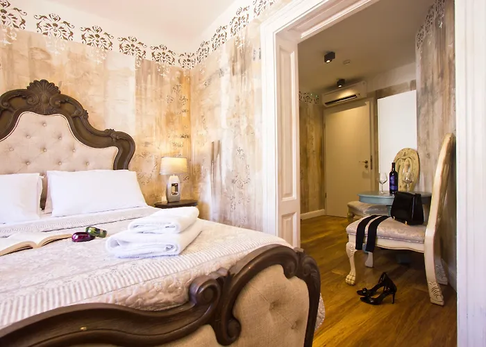 Plaza Marchi Old Town - Mag Quaint & Elegant Boutique Hotel Split